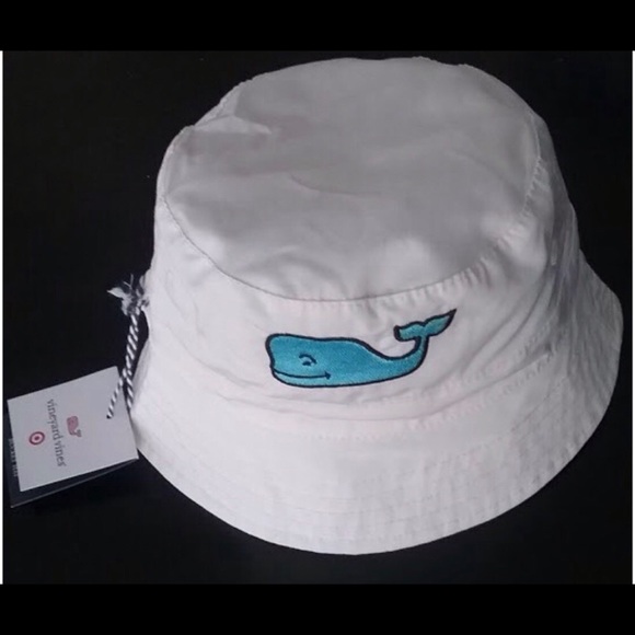 Vineyard Vines Other - VINEYARD VINES Whale Reversible Bucket Hat